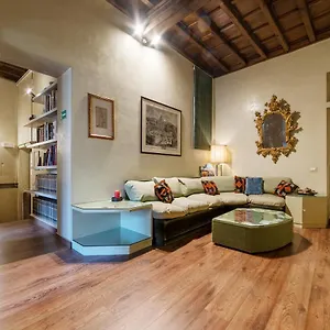  Apartment Pantheon Luxury