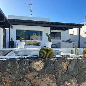 https://casa-luan.in-canary-islands.com